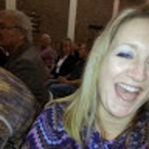 Meet your Posher, Holly